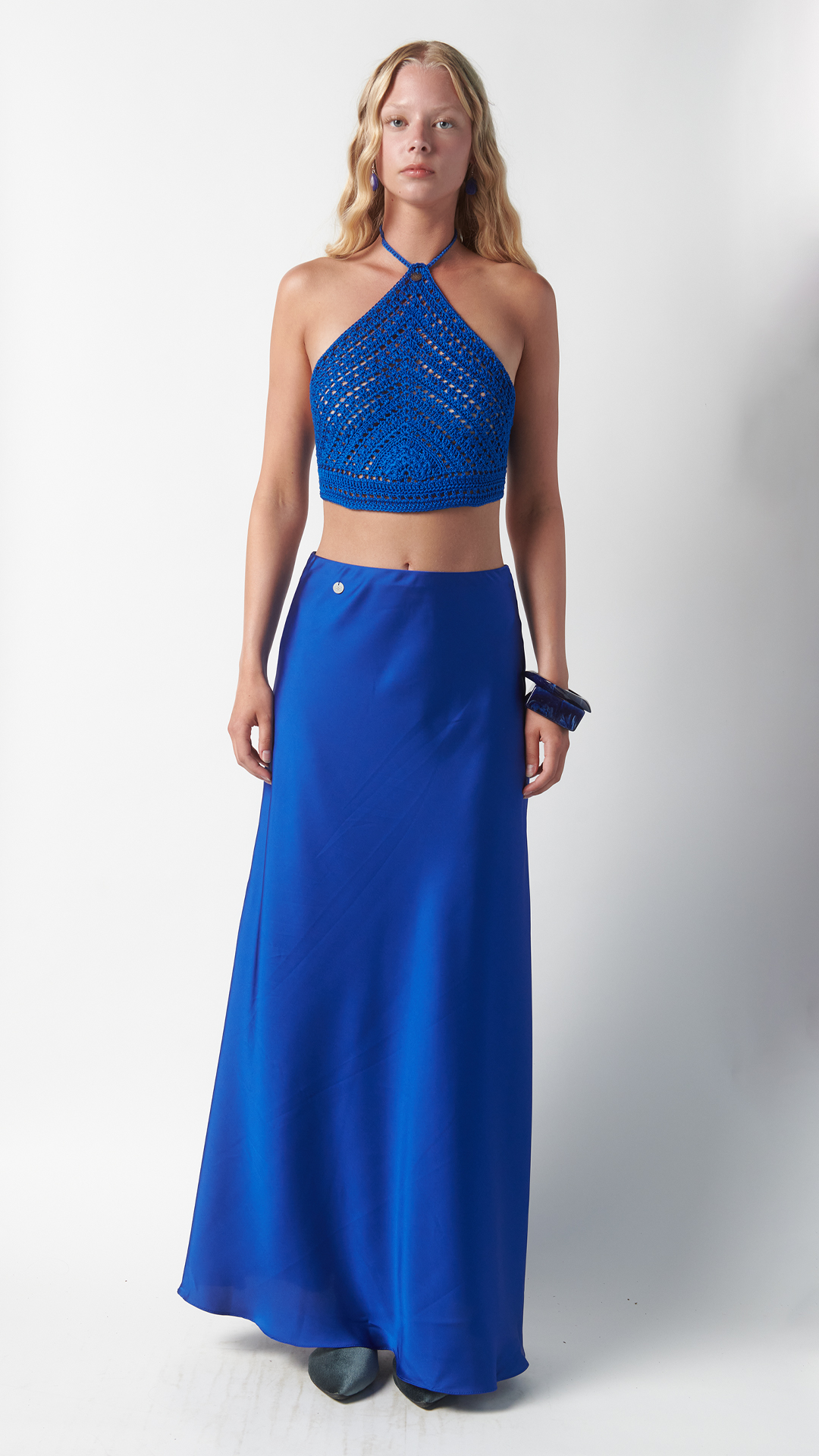 Gonna lunga elegante in seta blu zaffiro